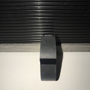 BLACK FITBIT